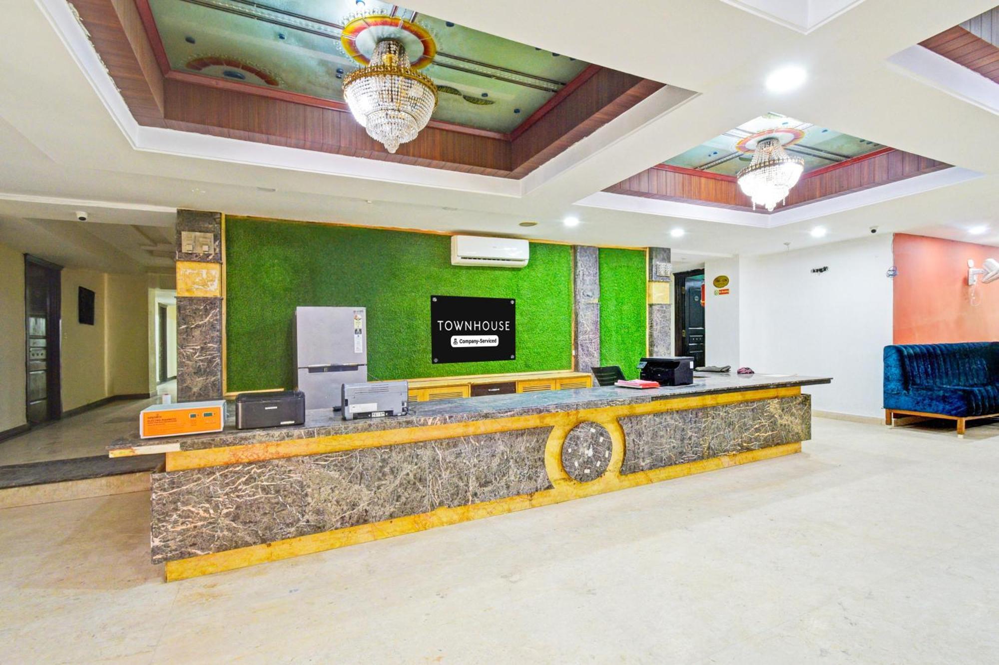 Super Townhouse Ameerpet Balkampet Road Hyderabad Exterior photo